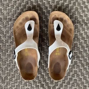 White Gizeh Birkenstocks